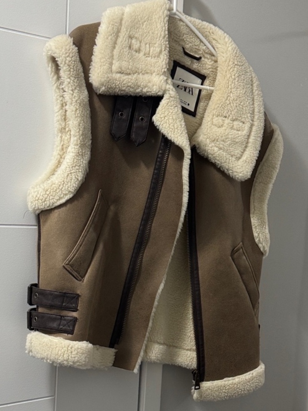 Zara Taupe Vest - Picture 2 of 6